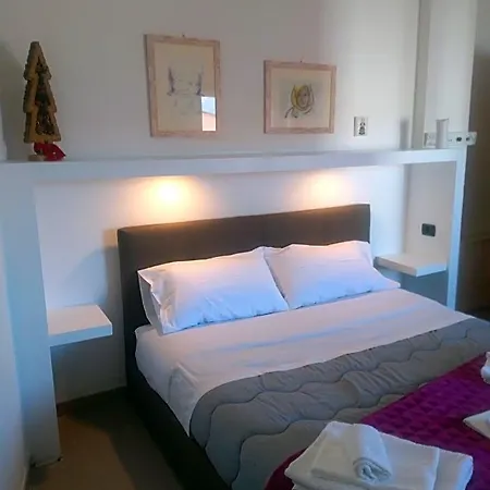 Bed & Breakfast Marima 3*